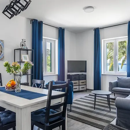 Вілла Bozic Hvar Хвар