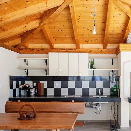 Bozic Hvar フヴァル