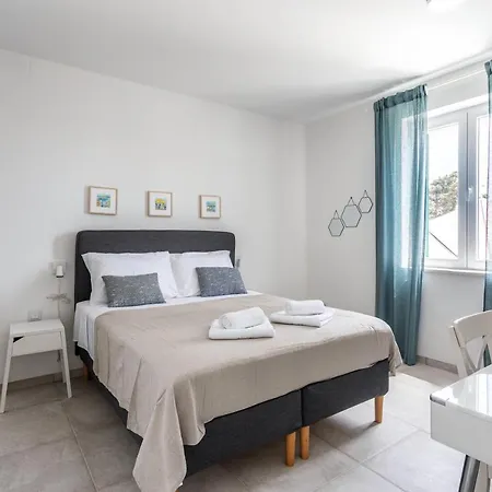 Bozic Hvar Villa *