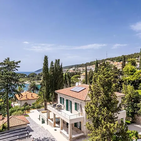 Bozic Hvar Villa *
